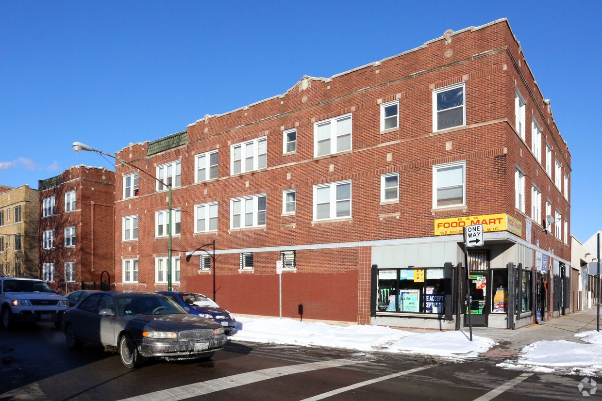 Primary Photo - 4052-4058 W Belmont Ave