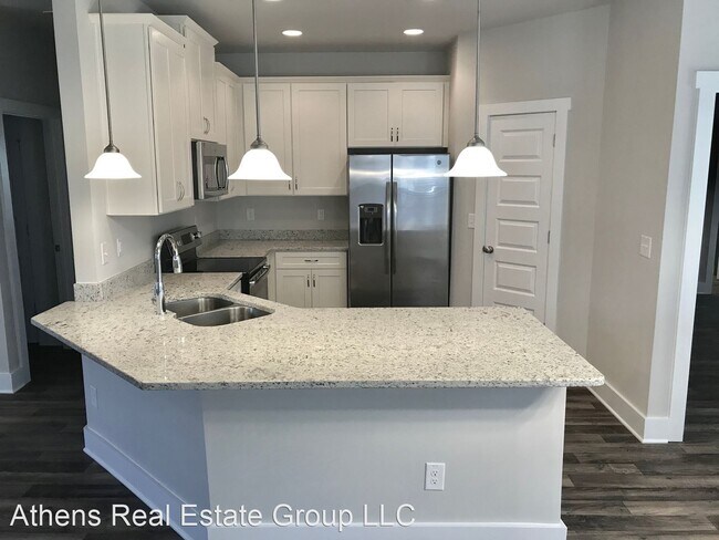 Building Photo - 3 br, 2 bath House - 540 Park West Boulevard