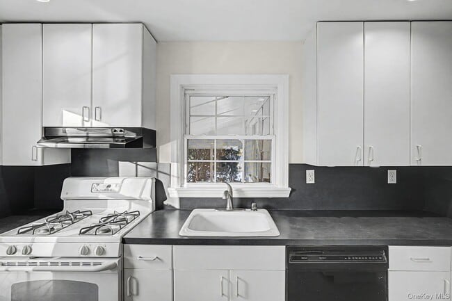 Building Photo - 91 Ireland Pl