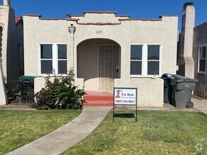 Building Photo - 425 Guadalupe St