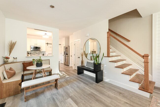 Foto del edificio - 886 Sedge Ct