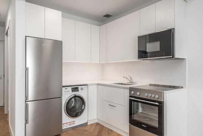 Foto del edificio - 321 E 22nd St