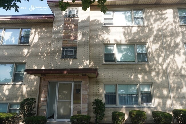 Foto del edificio - 5443 N Sayre Ave