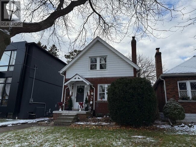 Building Photo - 26 TENTH STREET