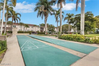 Building Photo - 642 12th Ave S