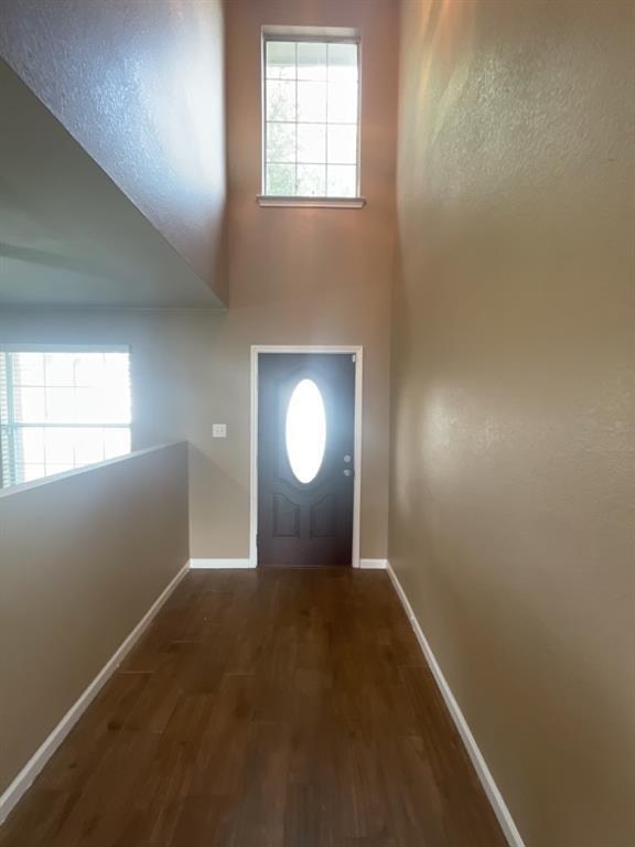 Building Photo - 2209 Whistling Way