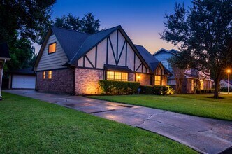 Building Photo - 1806 Cedarwood Ct