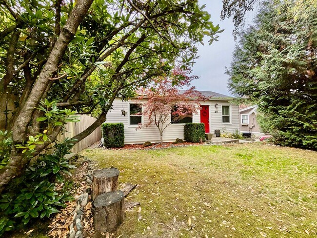 Foto del edificio - Darling 2 Bed 1 Bath 1940's Cottage Near M...
