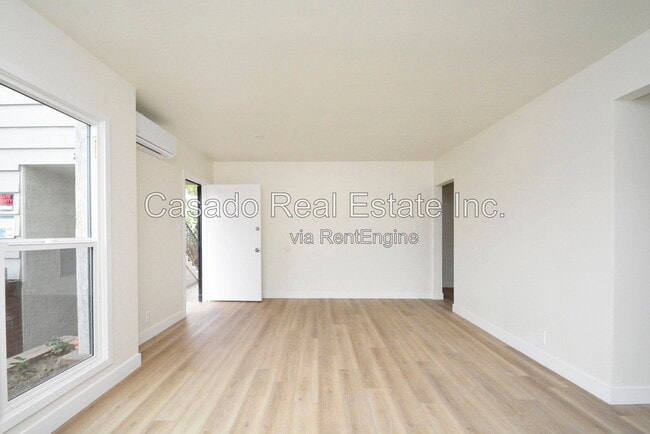 Building Photo - 2972 Pacific Ave