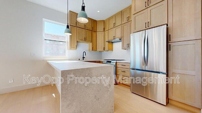 Building Photo - 489 Guerrero St