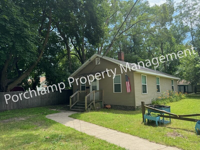 Primary Photo - 901 West Dale Avenue
