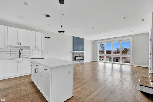 Foto del edificio - 2817 N 75th Ave