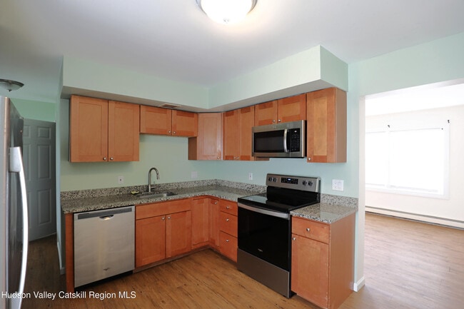 Building Photo - 87 Delaware St