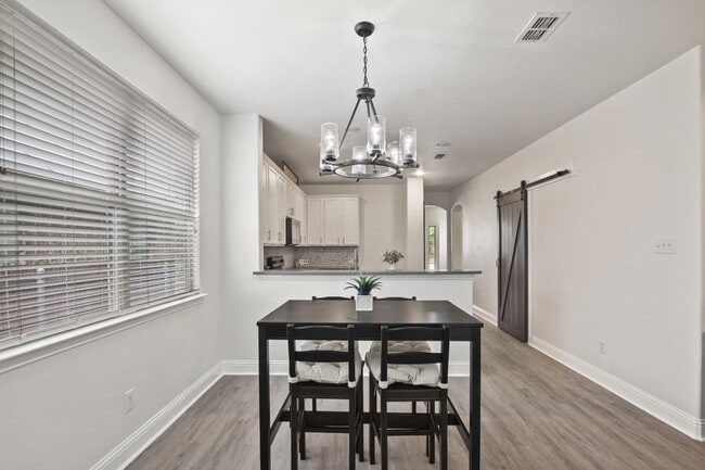 Building Photo - 1509 Waterfall Ln