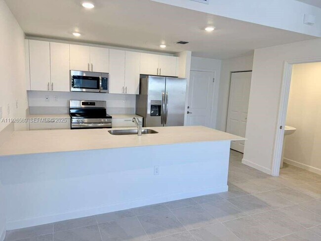 Foto del edificio - 15549 SW 280th St