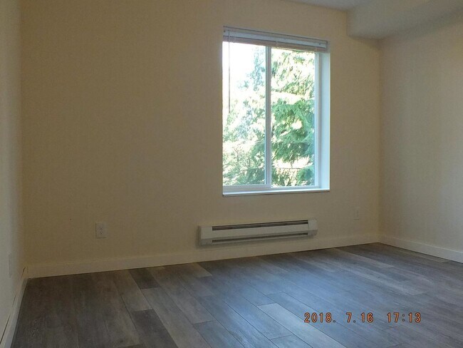 Foto del edificio - 12544 15th Ave NE