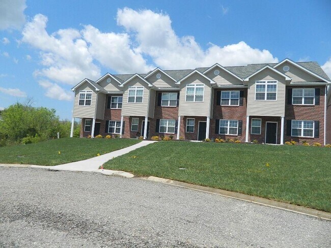 Foto del edificio - 2904 Misty Creek Way