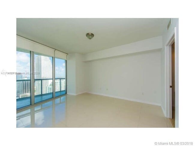 Building Photo - 475 Brickell Ave