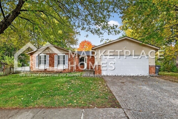 Primary Photo - 916 Whidbey Ct