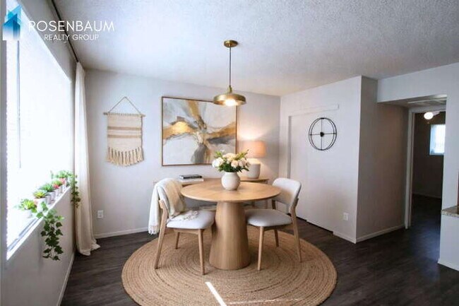 Foto del edificio - 9230 N 6th St