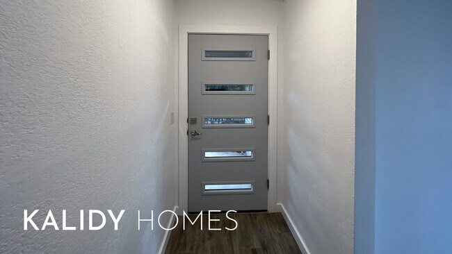 Foto del edificio - 5929 NW 62nd St