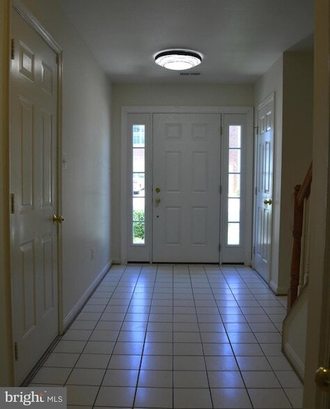 Building Photo - 2518 James Maury Dr