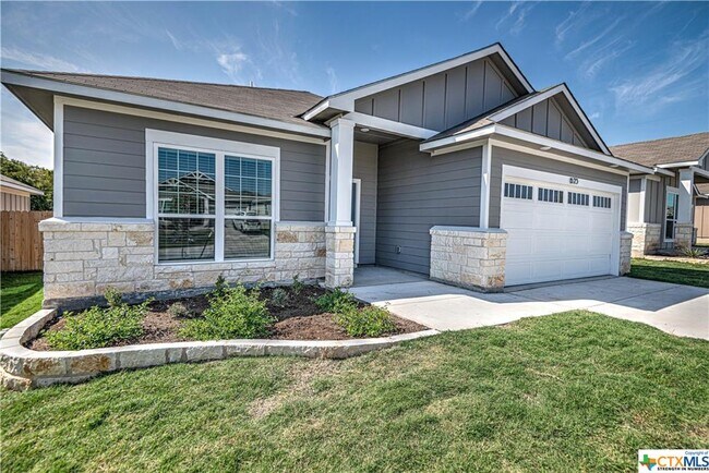 Building Photo - 625 Gingham Trl