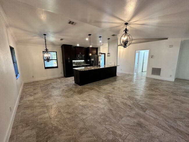 Foto del edificio - 4266 Island Cir