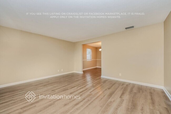 Foto del edificio - 1705 Village Ct