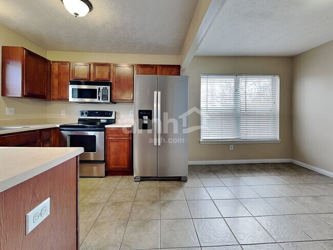 Building Photo - 6804 Trevino Way