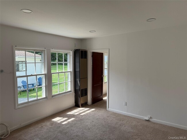 Building Photo - 24 Quartz Ln