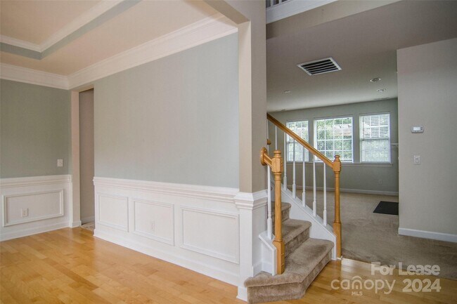 Foto del edificio - 10007 King George Ln