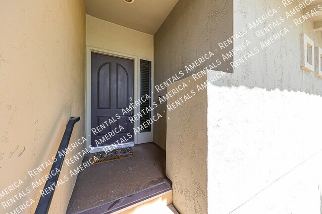 Foto del edificio - 21320 N 56th St