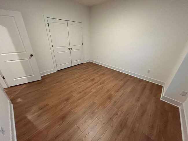 Building Photo - 15345 Sunray Aly