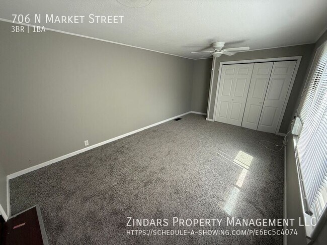 Foto del edificio - 706 N Market St