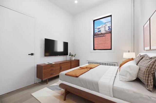 Foto del edificio - 2 bedroom in New York NY 10003