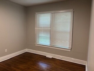 Foto del edificio - 25 W Roy St