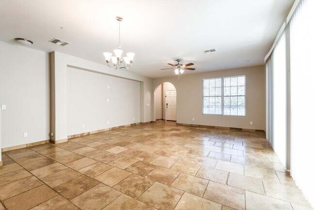 Foto del edificio - 12533 W Via Dona Rd