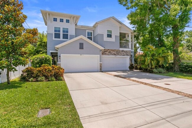 Building Photo - 408 S Matanzas Ave