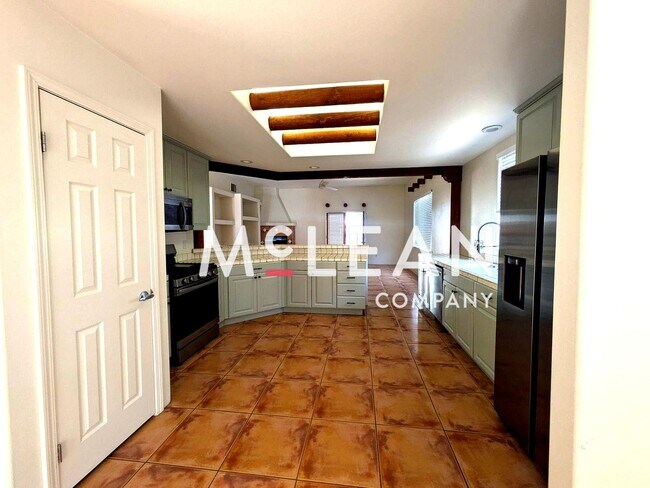 Foto del edificio - Classic 3 Bedroom Spanish Home with Pool -...