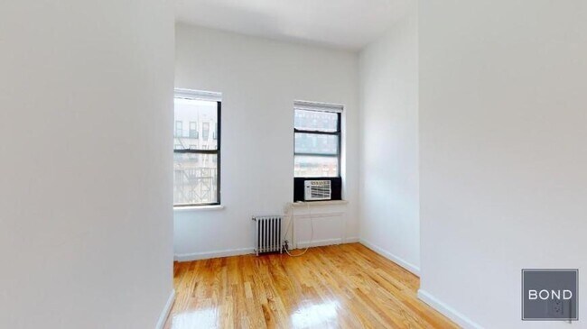 Building Photo - 2 bedroom in NEW YORK NY 10003