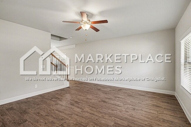 Building Photo - 845 Crescent Ln