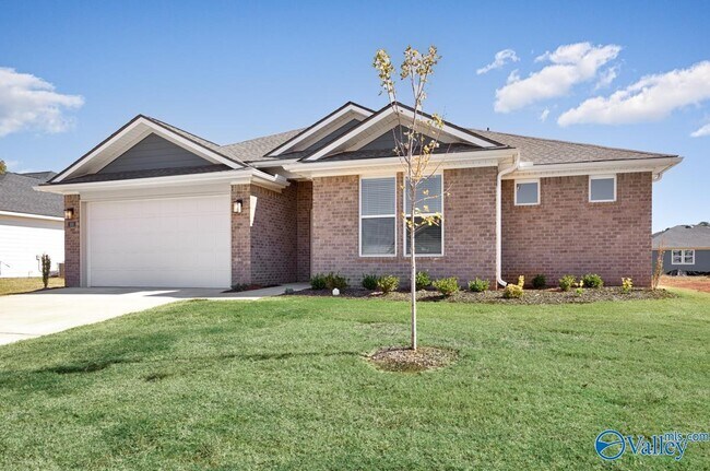 Foto del edificio - 103 Evergreen Ml Ln