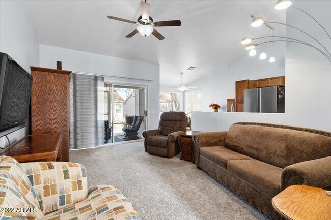 Foto del edificio - Sunbird Active Adult Community, 55+ ,Chandler, 2 bed, 2 bath, single story, gated community