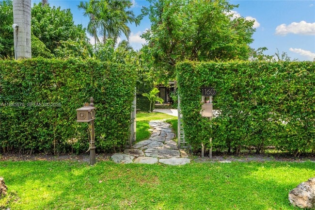 Building Photo - 1160 NE 91st St