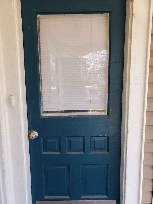 Building Photo - 4233 Matson Ave