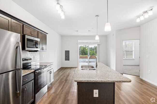 Madison 1BR, 1BA W/ Study - 942SF - Kitchen - Red Mill Crossings