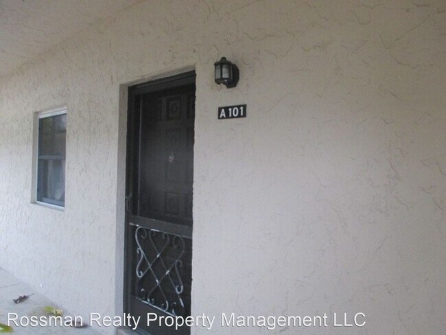 Building Photo - 3901 Del Prado Blvd S