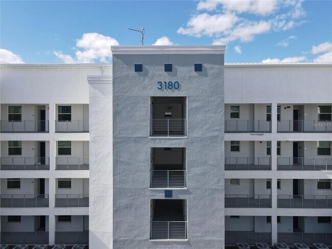 Building Photo - 3180 Paradox Cir