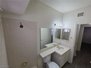 Building Photo - 1407 Santa Margarita St